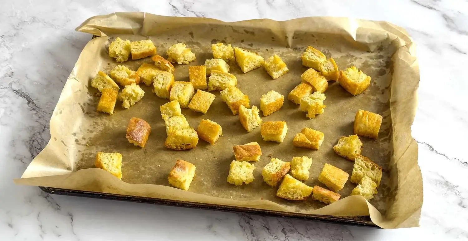 Bread Cubes for Panzanella