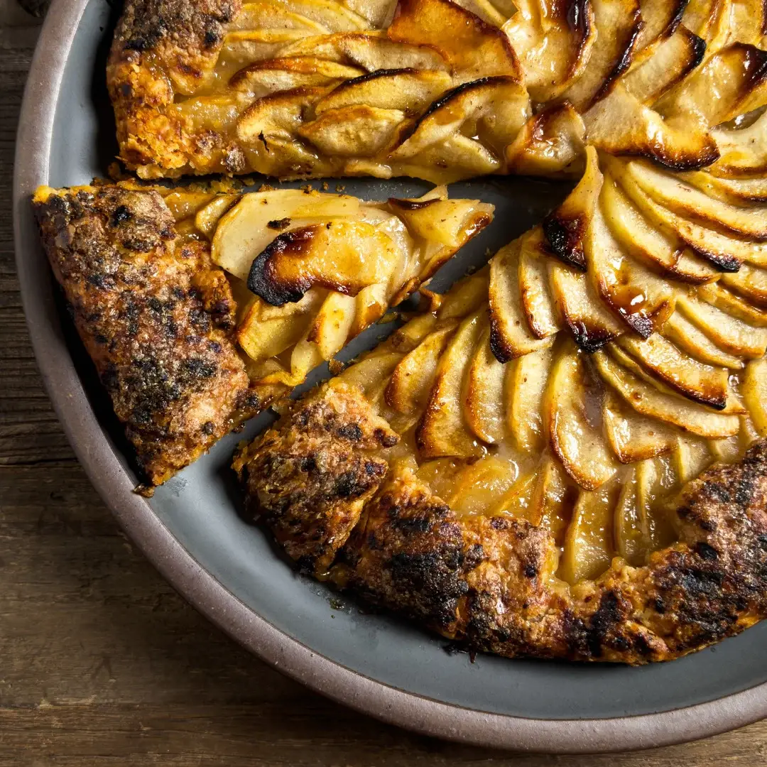 Cheddar Crust Apple Crostata
