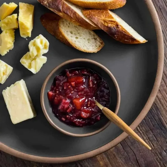 green_mango_hibiscus_chutney_1080