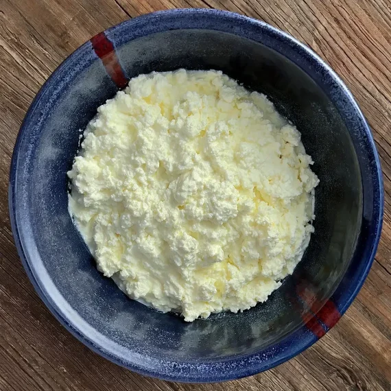Creamiest and Easiest Homemade Ricotta