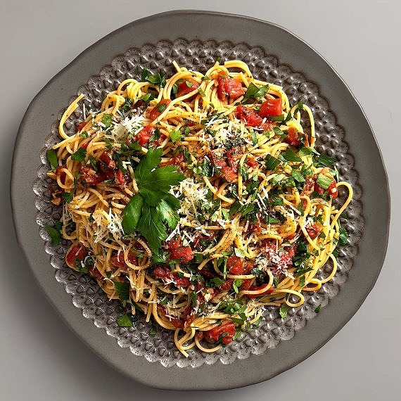 spaghetti-anchovies-tomatoes